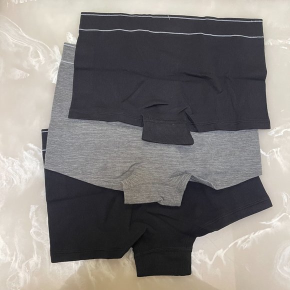 Set of 3 Aerie Superchill Seamless Logo Boyshort Underwear Black/Gray Large - Picture 2 of 4